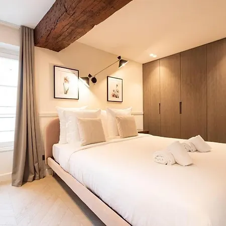 Vivez Au Coeur Du Marais Appartamento Parigi